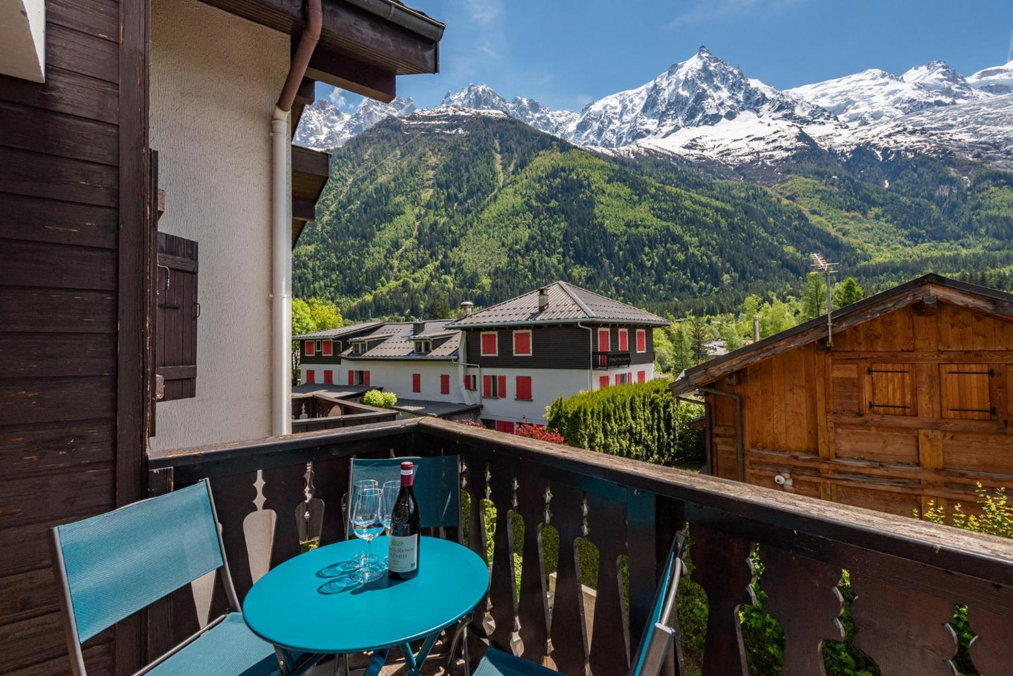 Apartment Chamouny - Alpes Travel - Chamonix - Sleeps 8 Luaran gambar