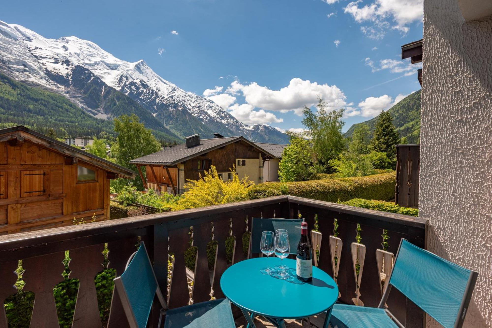 Apartment Chamouny - Alpes Travel - Chamonix - Sleeps 8 Luaran gambar