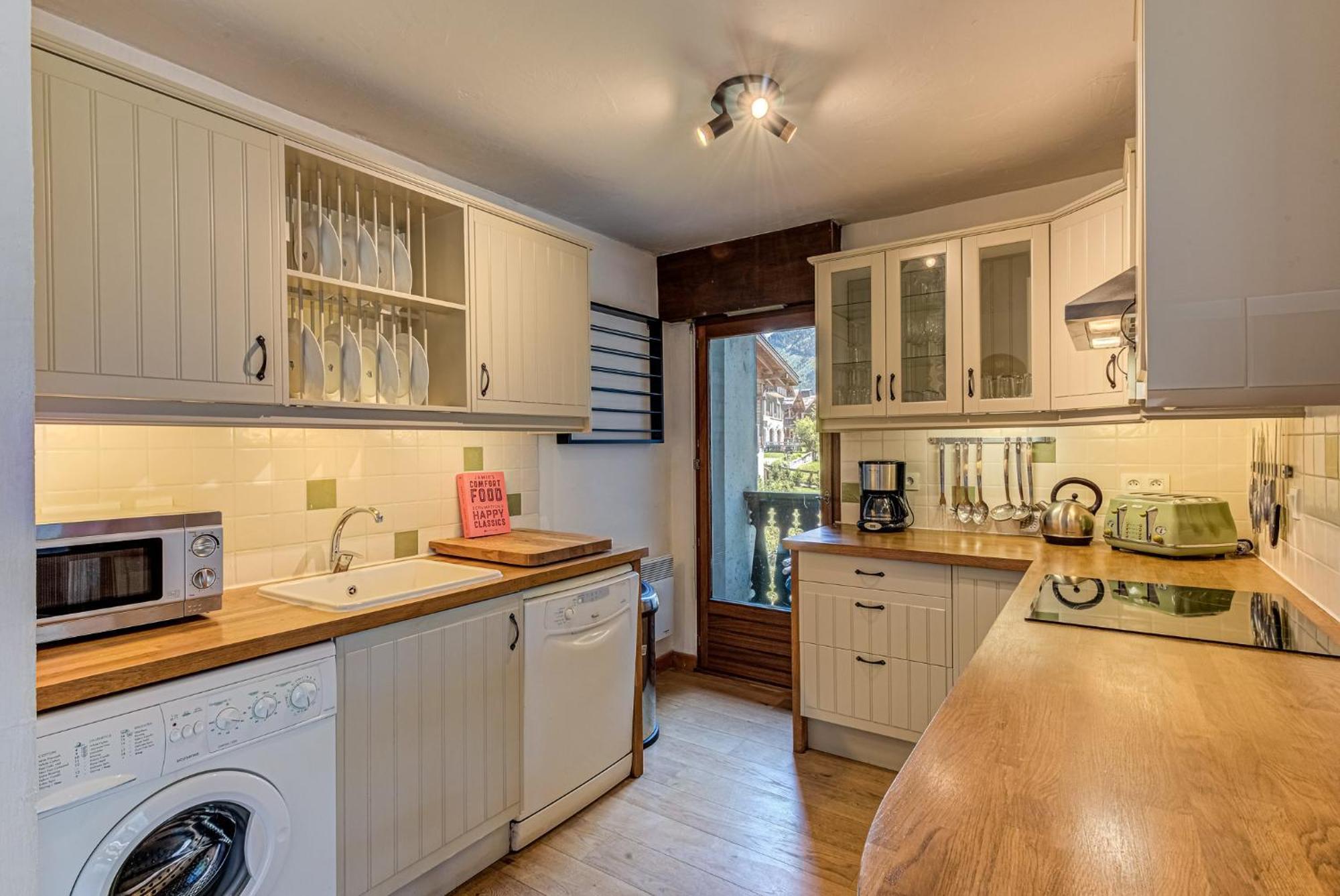 Apartment Chamouny - Alpes Travel - Chamonix - Sleeps 8 Luaran gambar